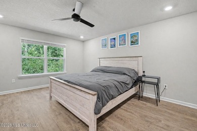 Welcome home to this stunning modern residence designed for - photo 12