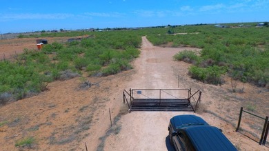 First Time this Legendary Ranch has been offered up for Sale in - photo 17