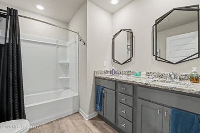 Welcome home to this stunning modern residence designed for - photo 23