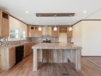 Nestled in the beautiful Texas Hill Country, this manufactured - photo 11