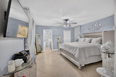 Welcome to this immaculate three-bedroom, two-bathroom - photo 19
