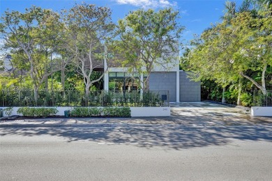 JUST COMPLETED! NEW CONSTRUCTION!!Experience modern beach living - photo 2