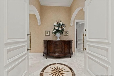 Exquisite 12-Acre Plantation-Style Estate with Private Hangar in - photo 28
