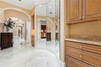 Exquisite 12-Acre Plantation-Style Estate with Private Hangar in - photo 34