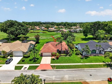 Welcome to this immaculate three-bedroom, two-bathroom - photo 36
