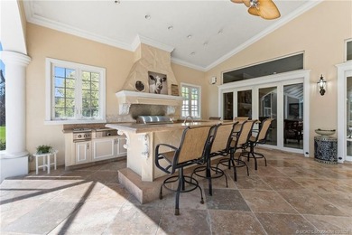 Exquisite 12-Acre Plantation-Style Estate with Private Hangar in - photo 48