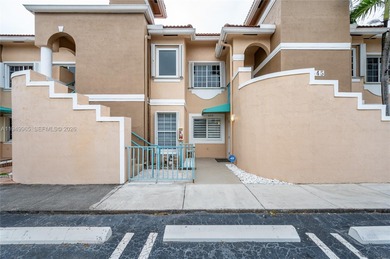 Kendale Lakes Area Condo Sale Pending in Miami Florida