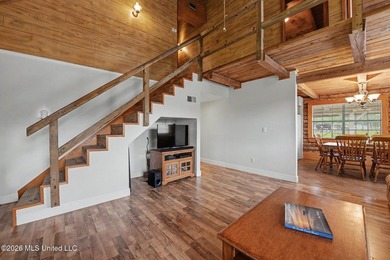 Embrace the Ultimate Country Lifestyle on 5+ Acres! Welcome home - photo 4