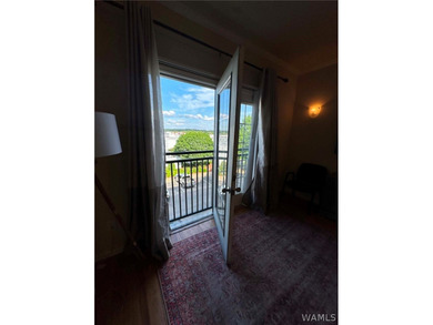 Top floor condo with awesome view of the city & retail area! - photo 43
