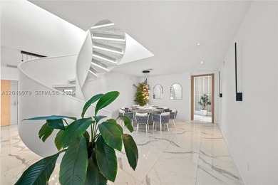 PRICED FOR IMMEDIATE SALE THE PENTHOUSE TOWER SUITE AT THE CROWN - photo 5