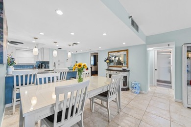 Beautifully remodeled 3BR/2BA condo in desirable Boca Teeca No - photo 12