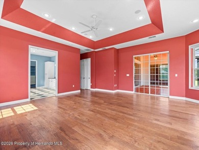 Located in Glen Lakes, this 2000 built Addison Custom home is - photo 28