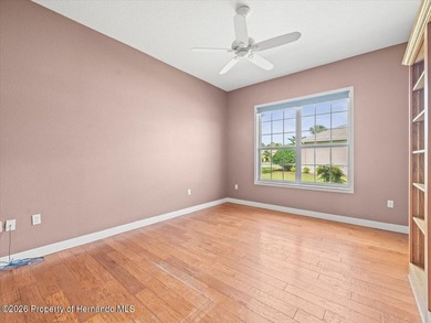 Located in Glen Lakes, this 2000 built Addison Custom home is - photo 33