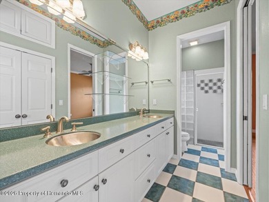 Located in Glen Lakes, this 2000 built Addison Custom home is - photo 35
