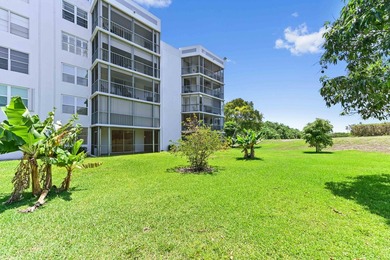 Beautifully remodeled 3BR/2BA condo in desirable Boca Teeca No - photo 37
