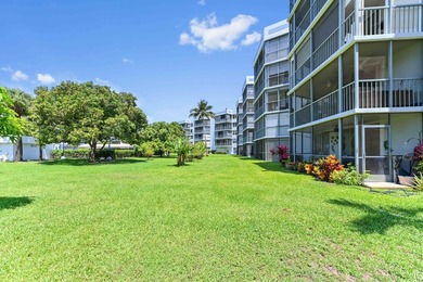 Beautifully remodeled 3BR/2BA condo in desirable Boca Teeca No - photo 38