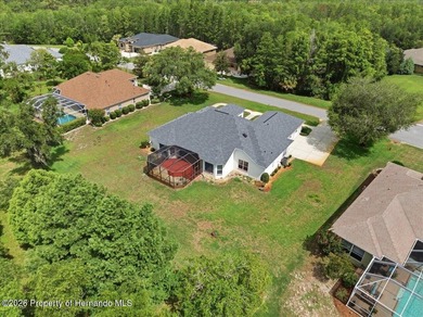 Located in Glen Lakes, this 2000 built Addison Custom home is - photo 53