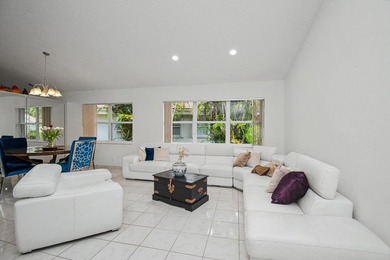 Beautiful updated corner unit 2 br 2 bath.+55 community - photo 7