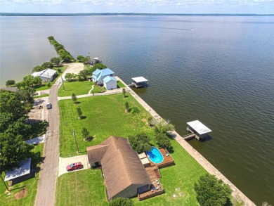 Outrageous Views of Lake Livingston and Pine Island - photo 4
