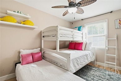 Rare STVR Eligible 2BR/2BA 1075Sqft Raised Single Family Home - photo 22