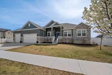 STUNNING RAMBLER with NO HOA and tons of storage w/ walkout - photo 1