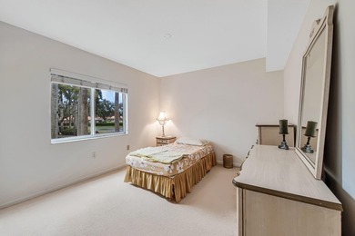 Welcome to this clean & well maintained 2nd floor end unit condo - photo 33