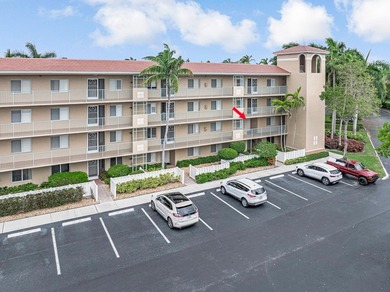Welcome to this clean & well maintained 2nd floor end unit condo - photo 48