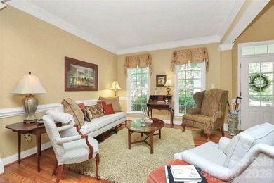 Discover refined living in this elegant full brick home on 3rd - photo 6