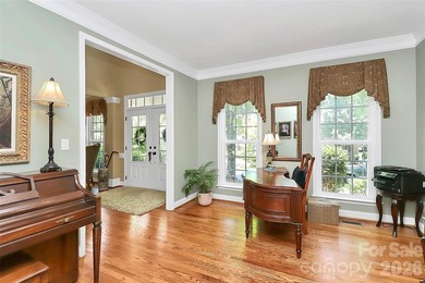Discover refined living in this elegant full brick home on 3rd - photo 8