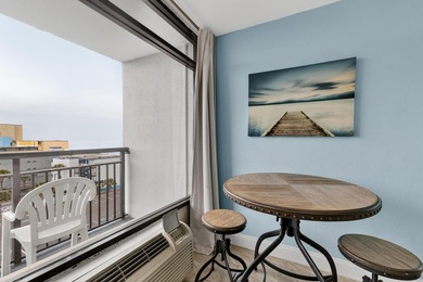 Welcome to your ocean-view getaway at the iconic Landmark Resort - photo 11