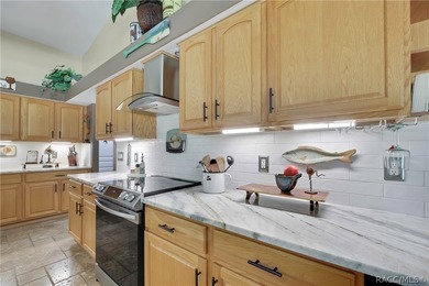 Stunning Pool Home on a Beautiful Double Lot - Room for - photo 14