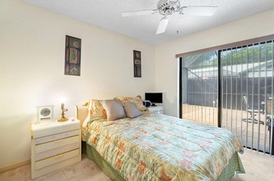 Enjoy the comfort and convenience of single-story villa living - photo 19