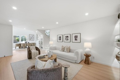 Newly completed after a comprehensive modern transformation - photo 20