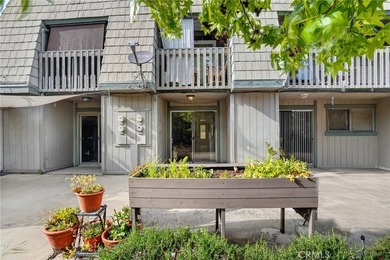Welcome to 3332 Harbor Circle #C, a beautifully refreshed - photo 20