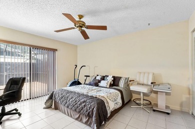 Enjoy the comfort and convenience of single-story villa living - photo 20