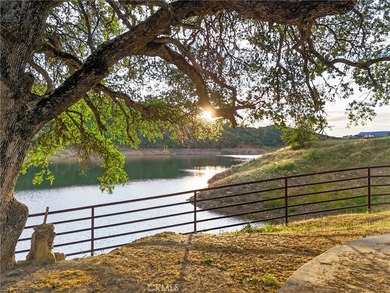 Welcome to 3332 Harbor Circle #C, a beautifully refreshed - photo 22