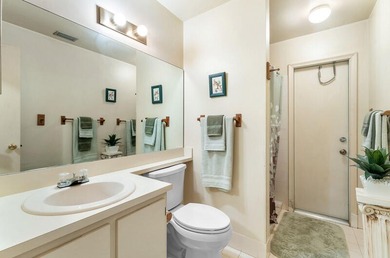 Enjoy the comfort and convenience of single-story villa living - photo 23