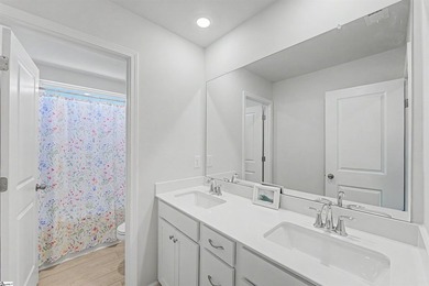 Welcome to 406 Batten Road, a meticulously well-maintained - photo 25