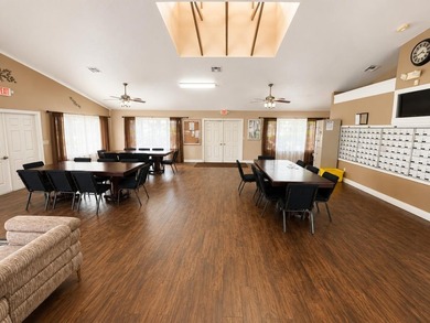 Enjoy the comfort and convenience of single-story villa living - photo 28