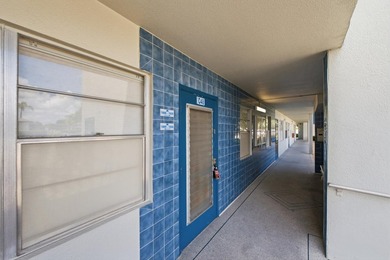 Completely renovated and move-in ready! This beautifully updated - photo 2