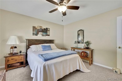 Stunning Pool Home on a Beautiful Double Lot - Room for - photo 38