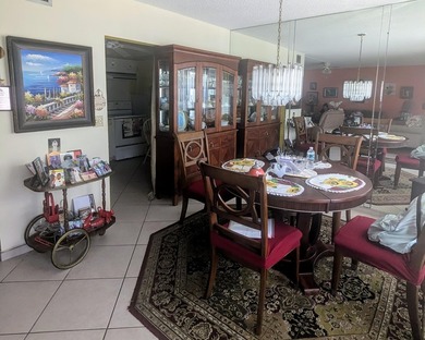 55+ Century Village -1,062 square feet 2-bedroom, 2 bathroom - photo 3