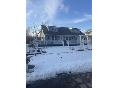 Lake Mary - Kenosha County Home For Sale in Twin Lakes Wisconsin