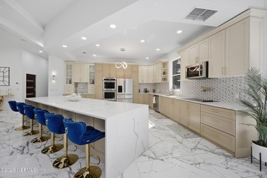 Stunning custom estate in St. Johns -- 6 beds, 7 baths, 6,528 SF - photo 9