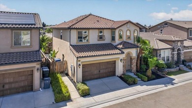 Proud to introduce 1642 North Bella VitaA charming two-story - photo 3