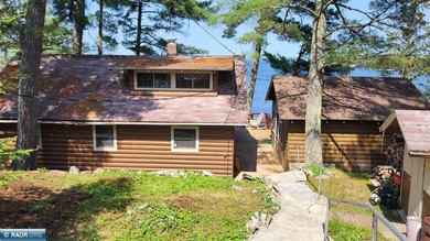 This charming waterfront cabin on Lake Kabetogama is a must-see - photo 2