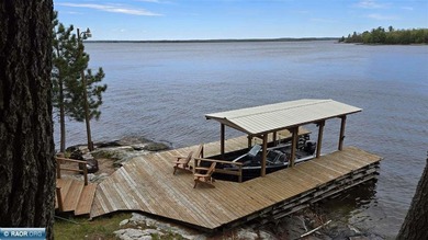 This charming waterfront cabin on Lake Kabetogama is a must-see - photo 5