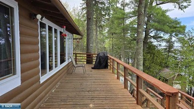This charming waterfront cabin on Lake Kabetogama is a must-see - photo 9