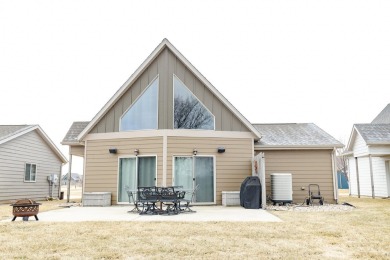 Lake Condo For Sale in Arnolds Park, Iowa