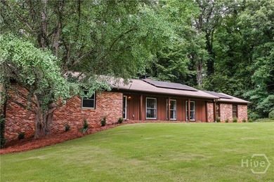 Welcome to 750 Glenwood Drive, a beautifully updated 3 bedroom - photo 2